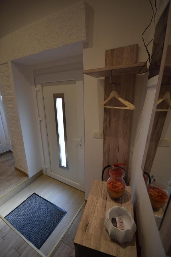 City Core Apartment Koper Eksteriør billede